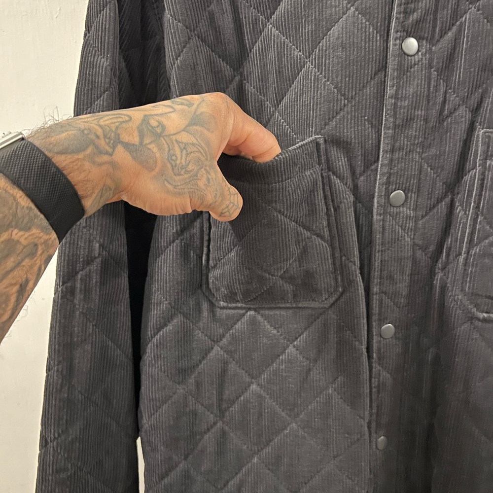GAP Corduroy Quilted Shirt Jacket Men's XXL Charcoal Gray Snap Front Pockets - Picture 2 of 9
